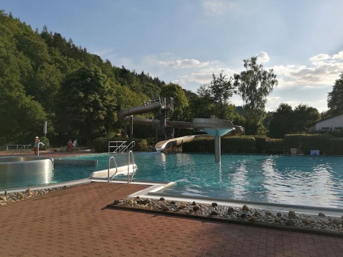 Ferienhaus Hescheld With Private Jacuzzi Hellenthal Exterior photo